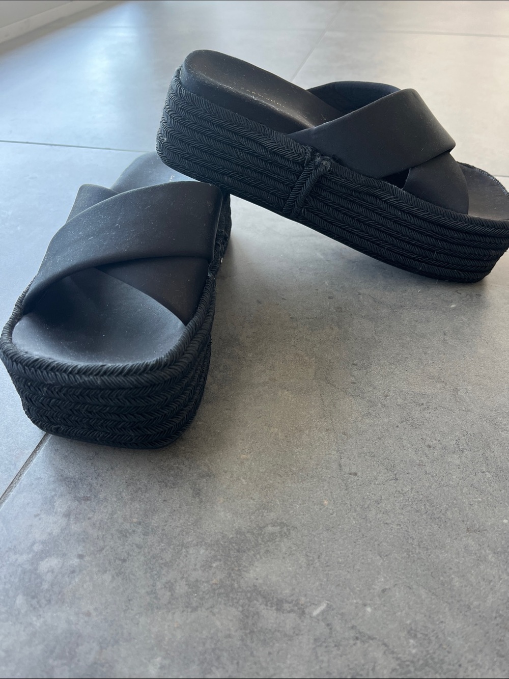 Zara Black Crisscross Slide Sandals